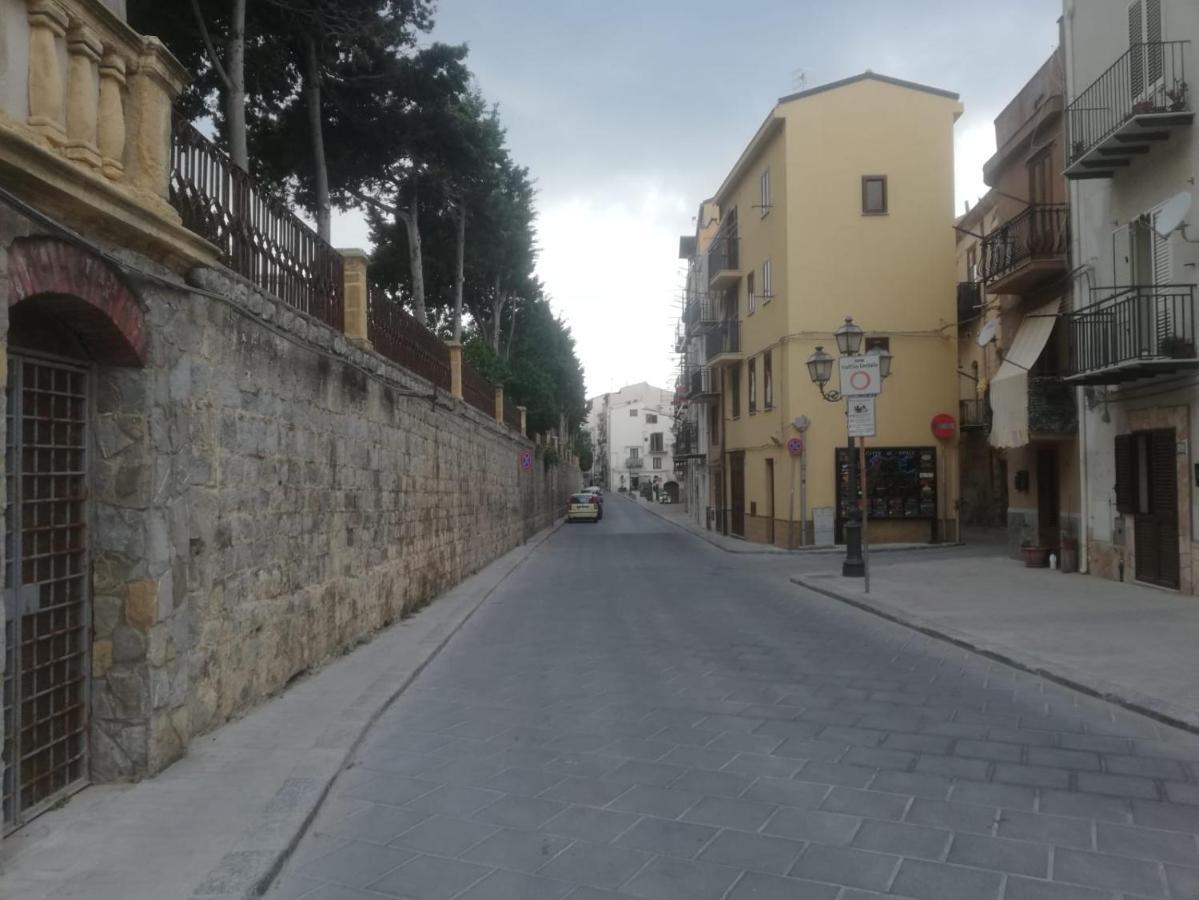 La Casetta Sul Mare Di Cefalù Kültér fotó